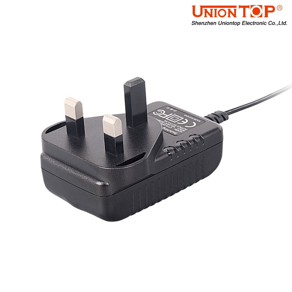 UT15-英规12V1.25A插墙式电源适配器