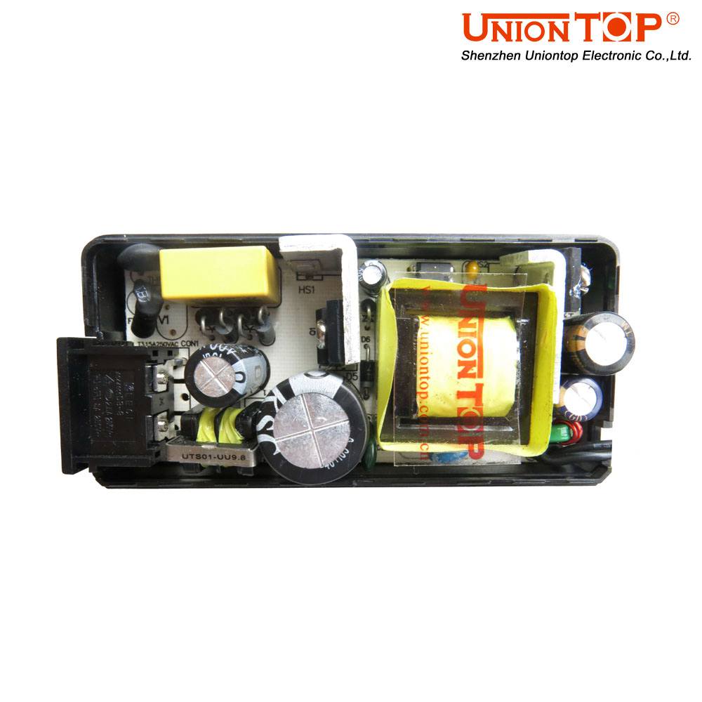 UT32-16V2A电源适配器