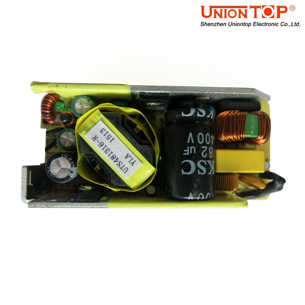 UT48-24V2A多转换头电源适配器